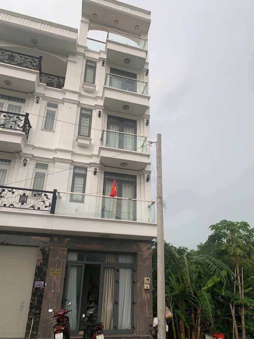 z6423748714791_ca3dfa19e6f0b4a83b8d7d6fdbbcdc6b