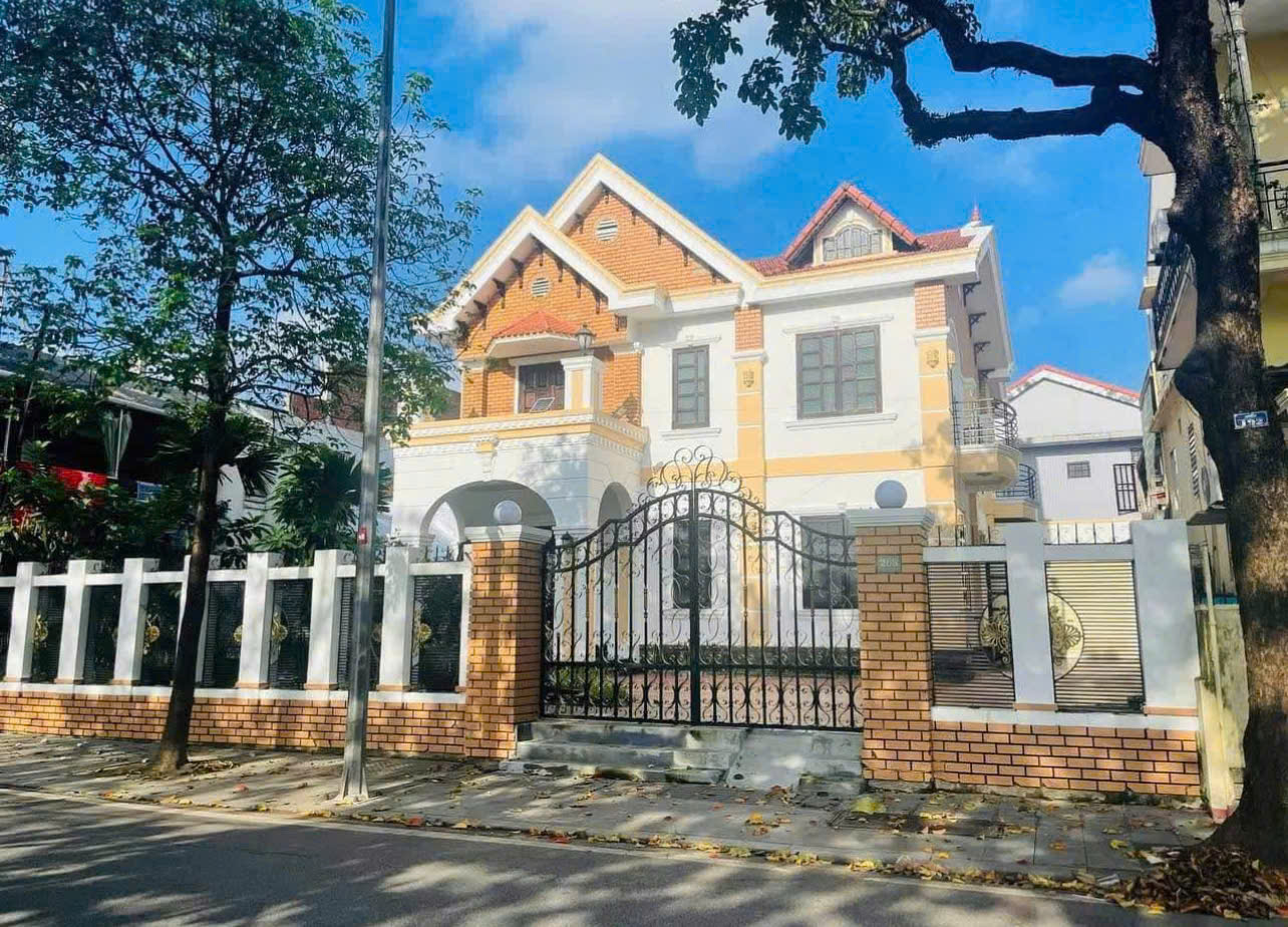 z6433598609899_9a81e9eb9ce5218fad72f25d7eca5f54