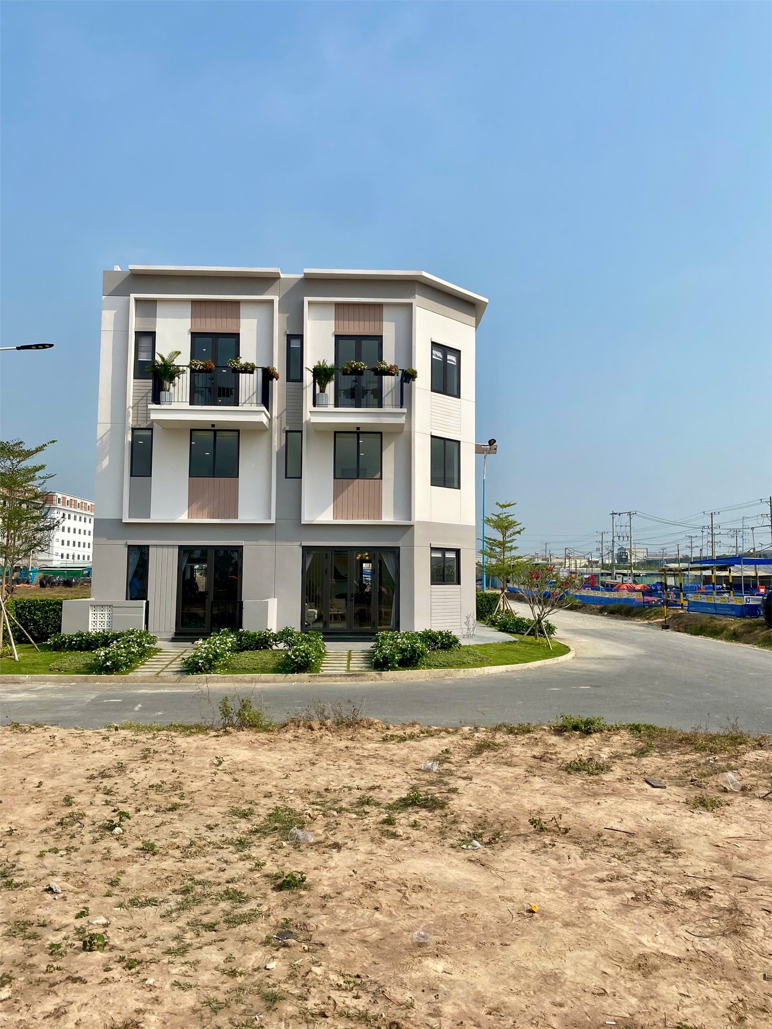 z6436609921705_12bc59840c2a84075166ffd8be3c15f9.jpg_bak_638785408077576517