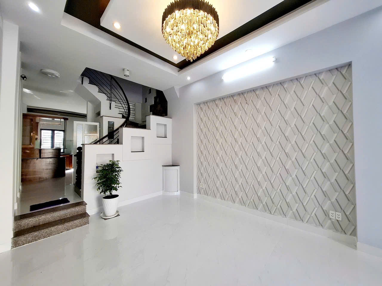 z6436884287462_22fa2113654443f4e5074c0083883c32