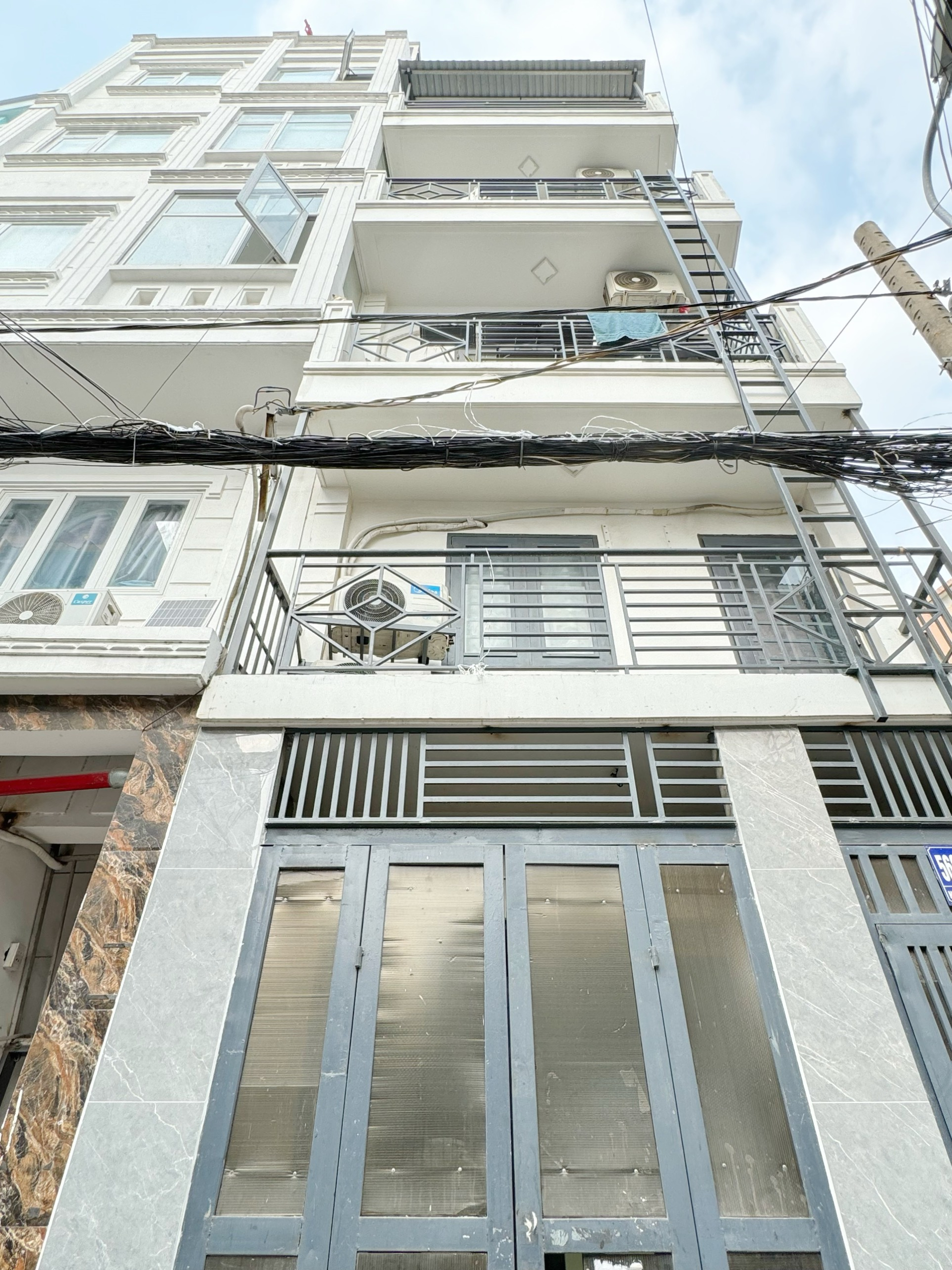 z6437886933719_4707e0c96f921322ddd6e9c3218102fb