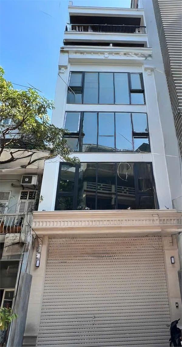 z6439640553266_610162284fd5460d0d29ff8456e93af9