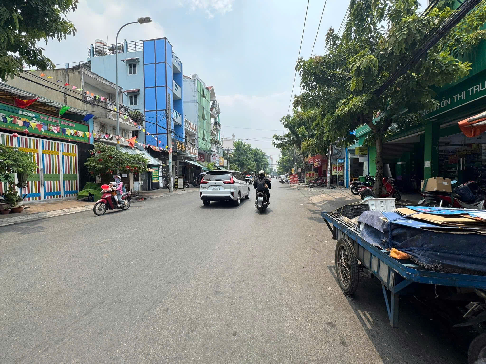 z6440145332516_0a6957ca9f3f1981d6633f0fbbcde49a