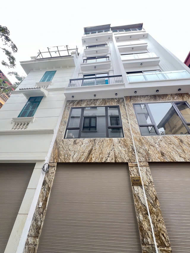 z6441127751850_9222dd7318d2cce1b18c3a51e4436936