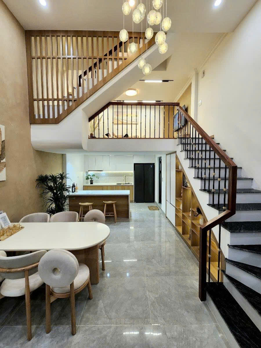 z6441402413421_bf1e620e2a41bde3fbbae6ad7571e336