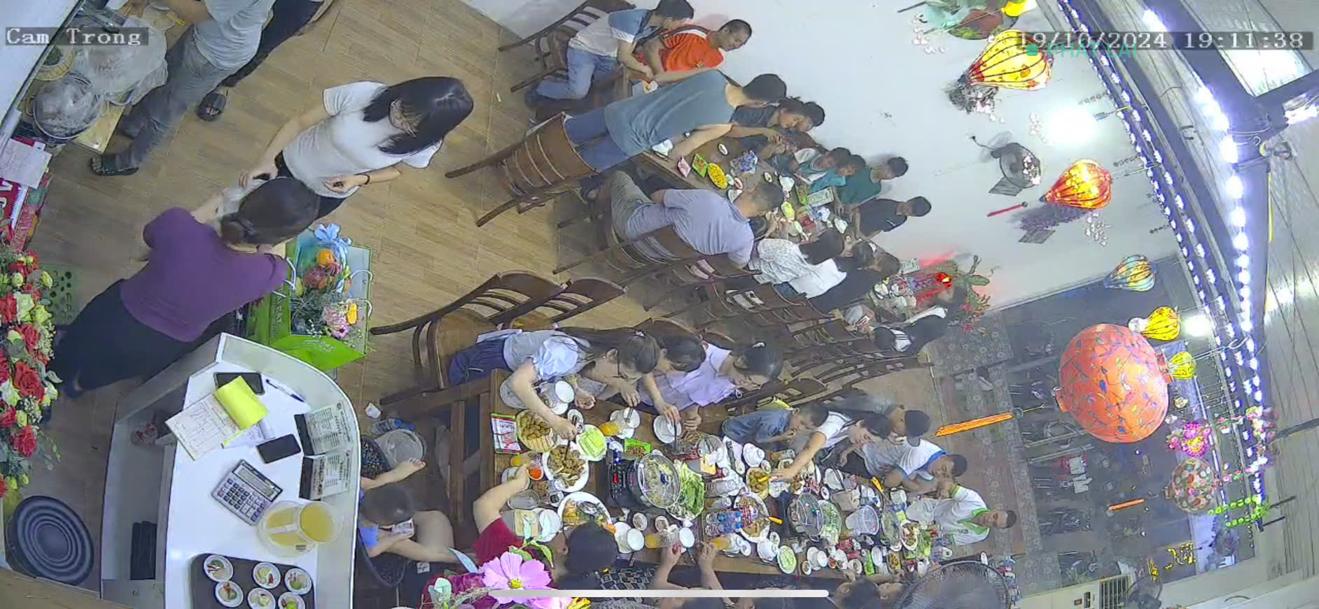 z6442276077498_cdf7060079e000c0730023329e070ebd