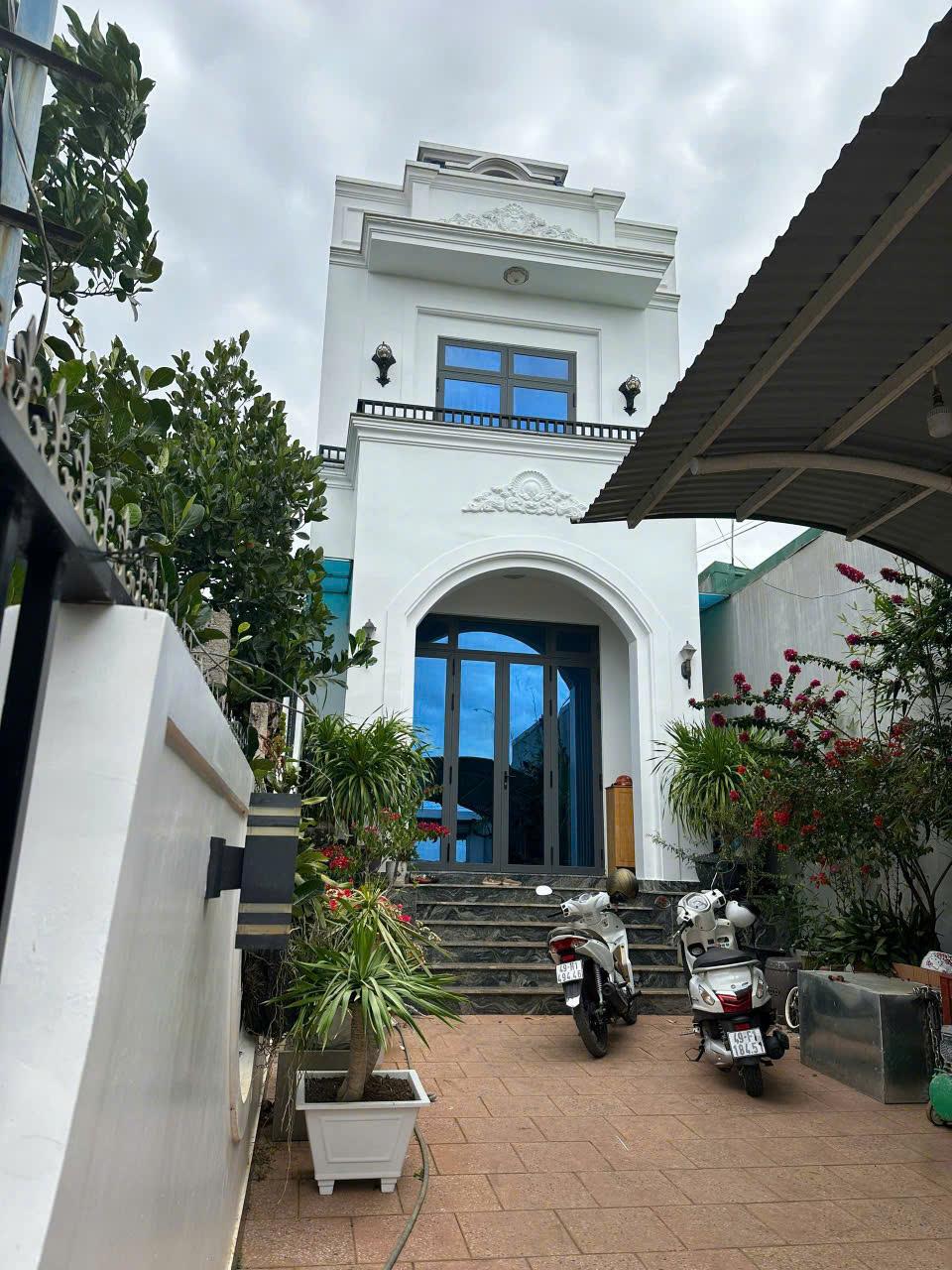 z6443159831724_6f4df0c81272655ae68f1fbff6587e88