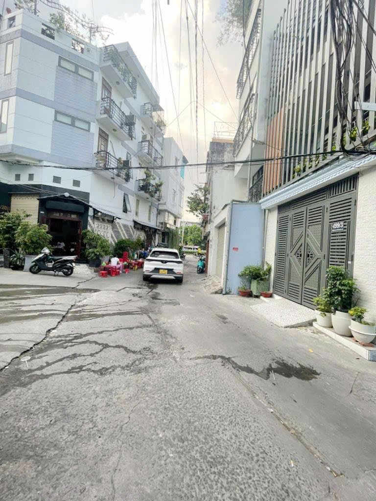 z6443231072095_72890f6ac7f14a14ef527b4e4194d805