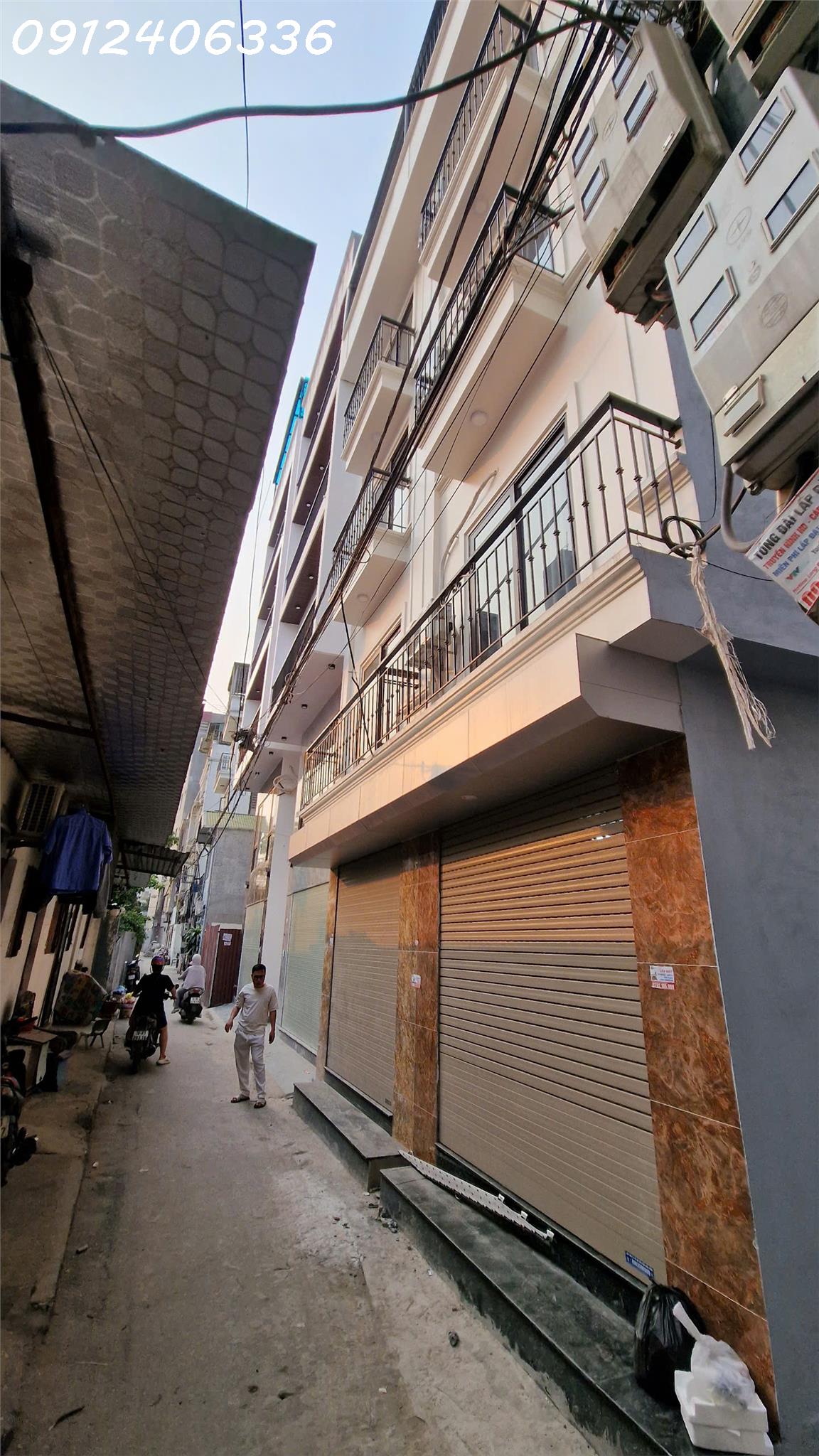 z6443354129200_e9d09dd3f03da7652ac48c22282ae078