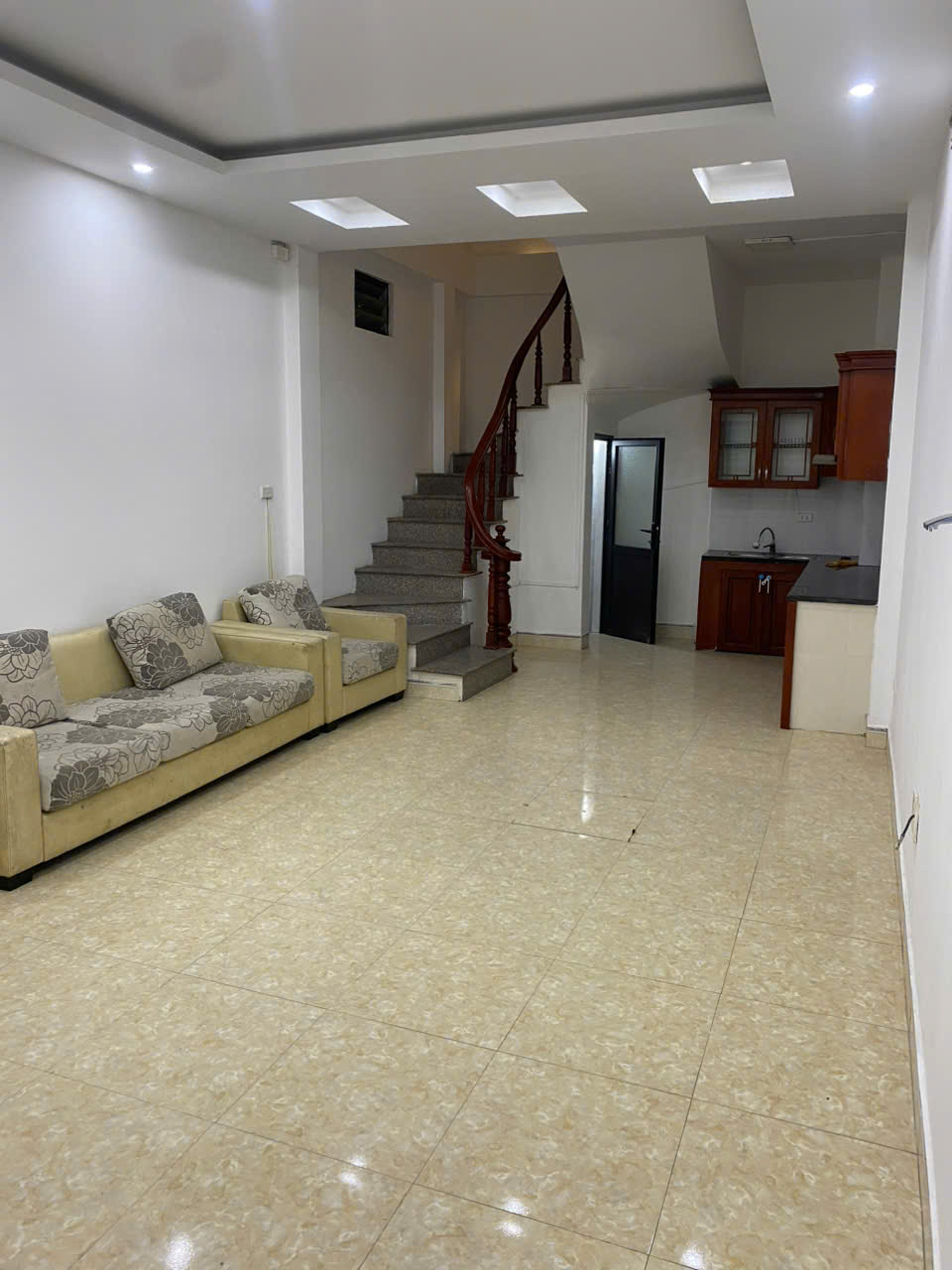 z6443906443039_3186f7d1cd5b7a9a08bbb72eb2ed74d6