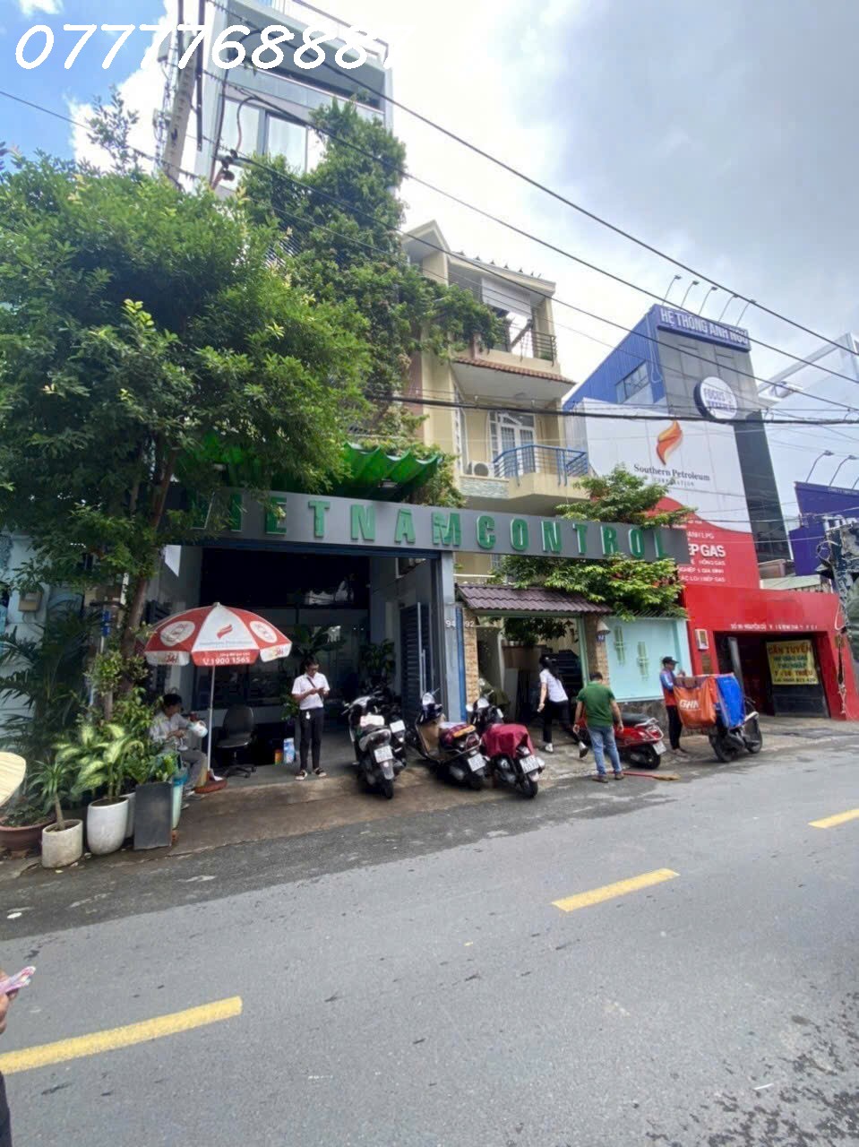 z6447633016440_60f2b26928416ac9598934fafc75275f