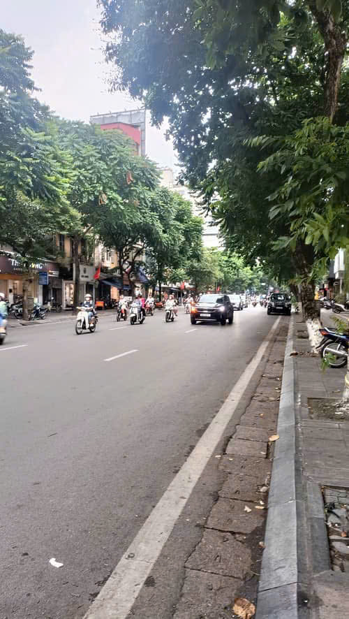 z6449877694518_32b06ad1f5f137f3f6b39f9e0afdfa65