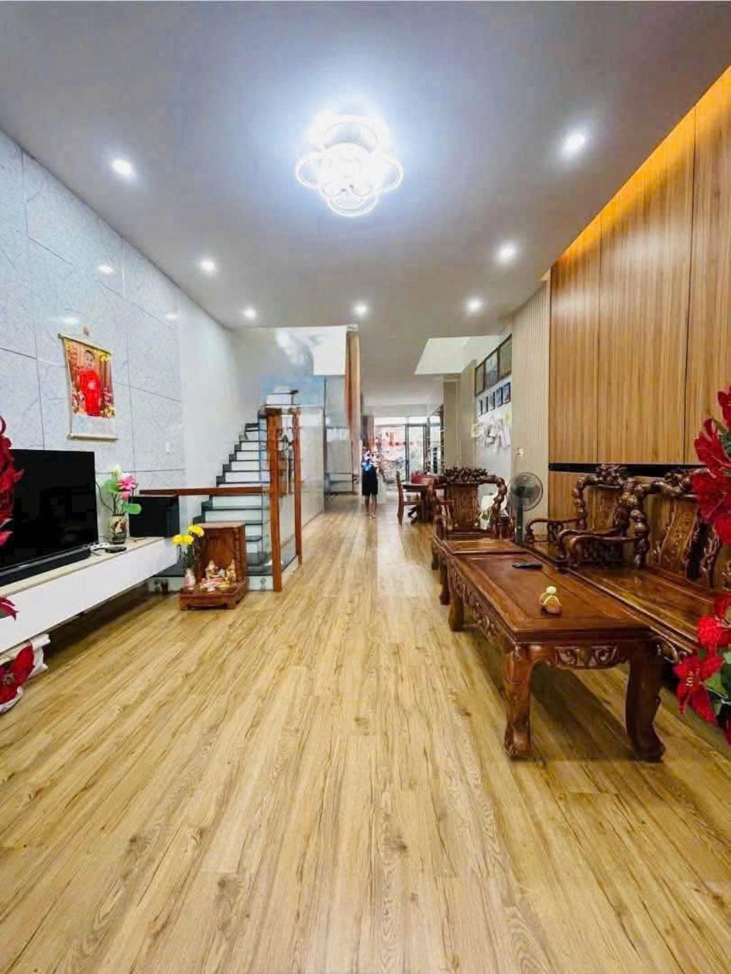 10xp-F712F9B-m8x8mynj_8_2