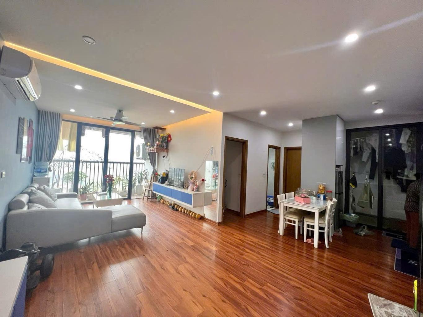 1437-1348F6EF-m9cll4uq_63_18