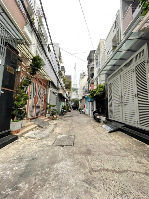 1ce9211a56c612bf96ae8b2ad15749de