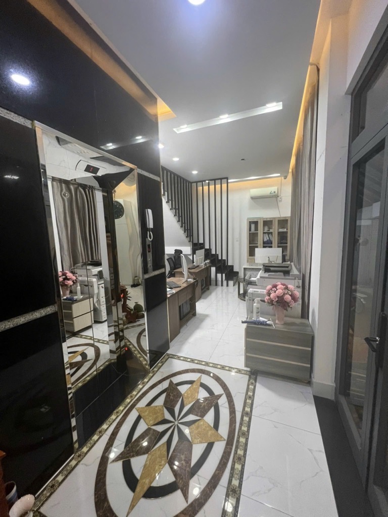 2htt-CA66D5EA-m11ix38q_39_8