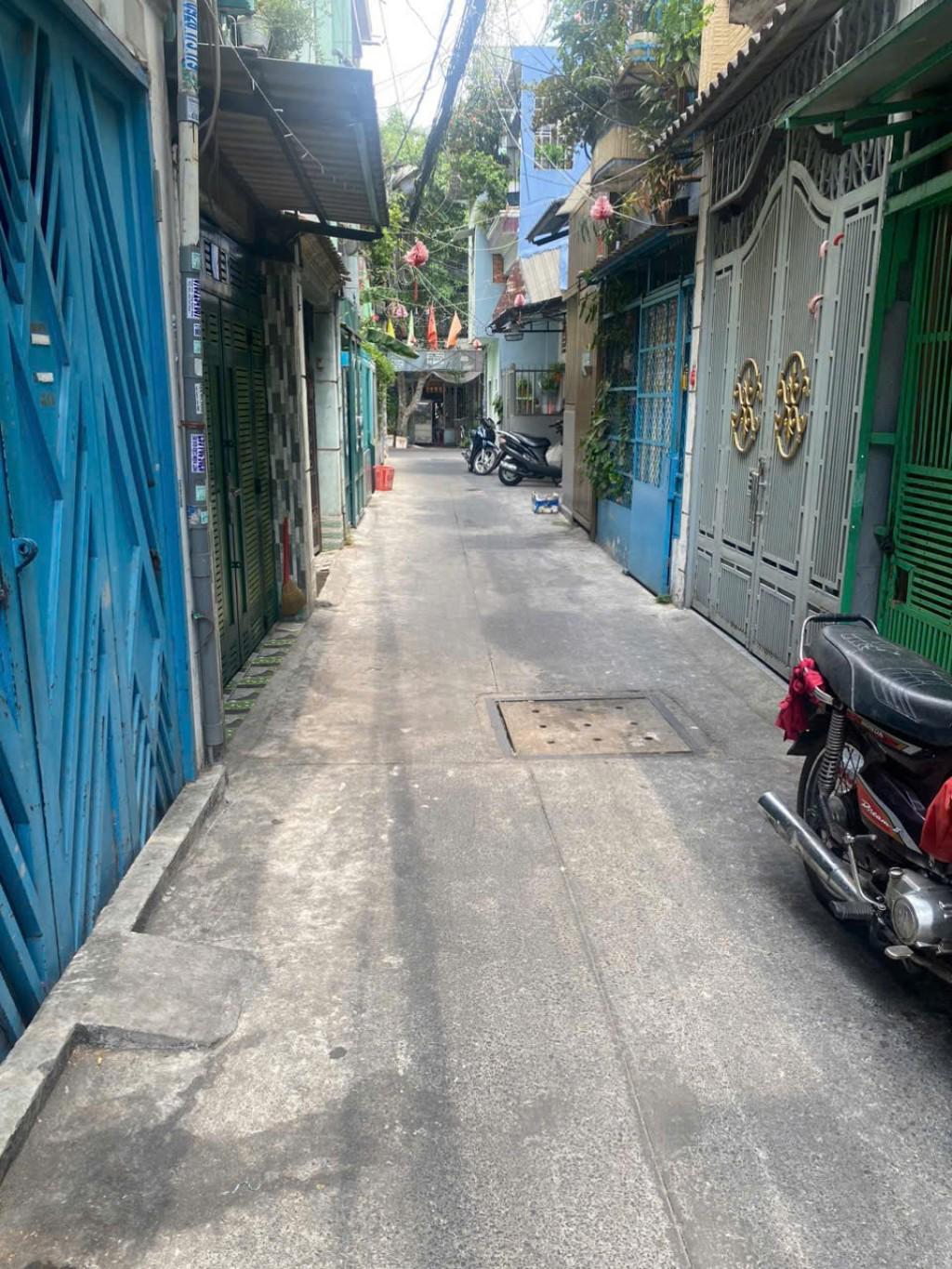 3ic0-EB5E73B6-m90w2huh_16_7