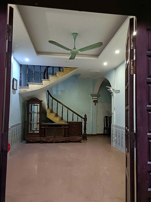 a1a64128-7e8d-56d6-a2f5-d590b2cedcbe