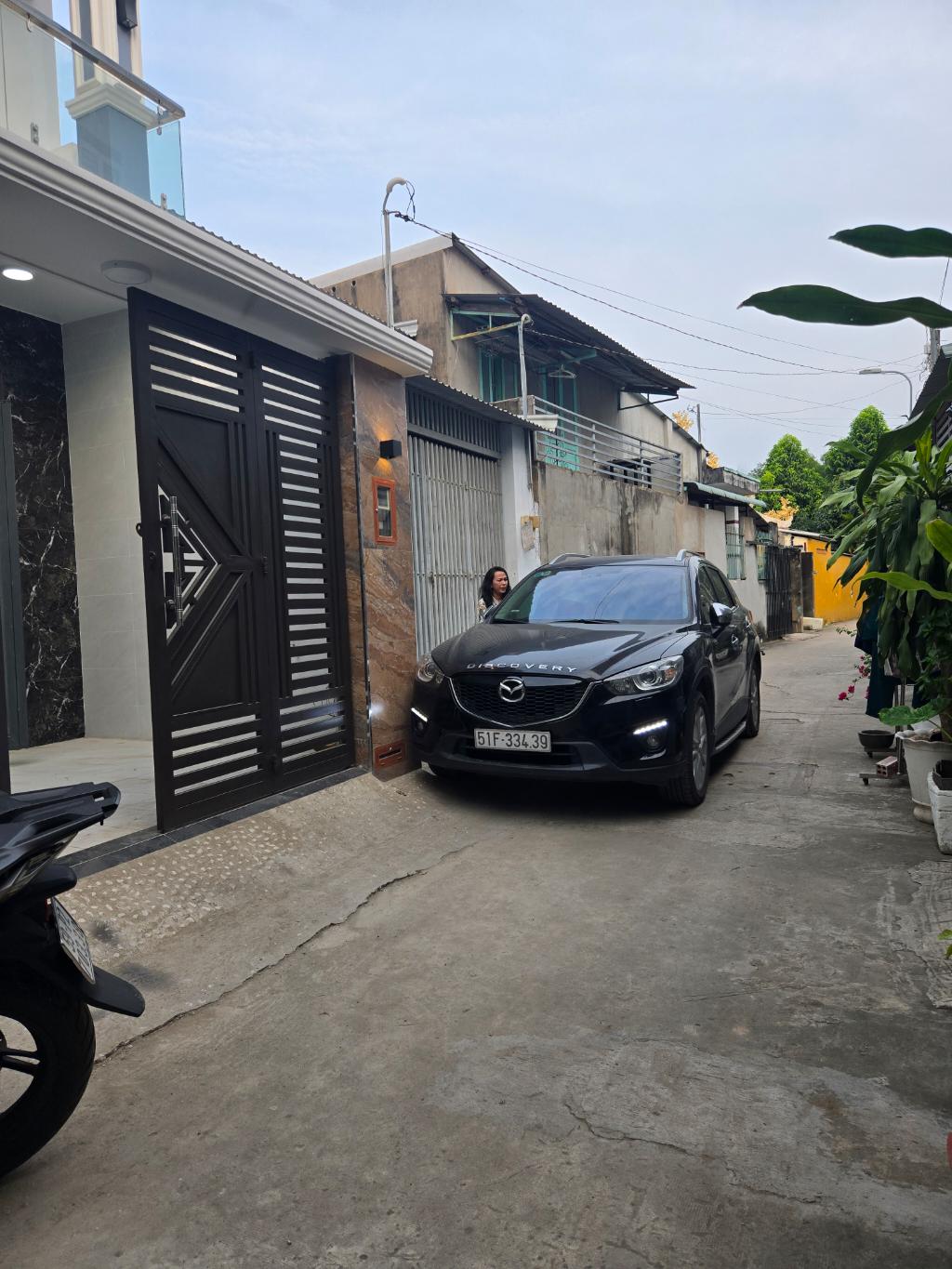 acn-E8B240A9-m98dhpxn_21_6