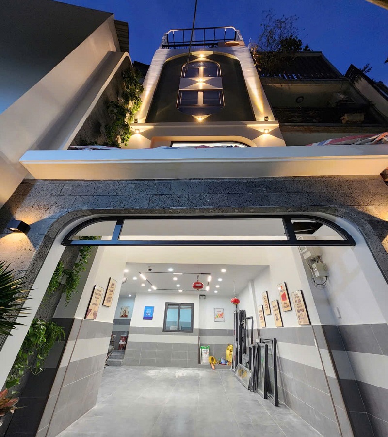 ban-nha-hem-xe-hoi-duong-su-van-hanh-phuong-10-quan-10