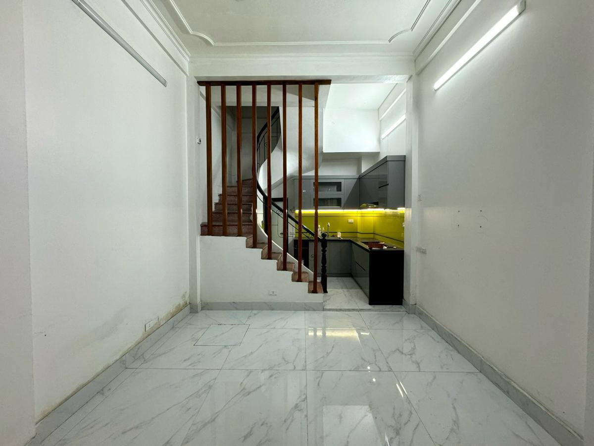 ban_nha_nguyen_xien_thanh_xuan_nguyen_can (1)