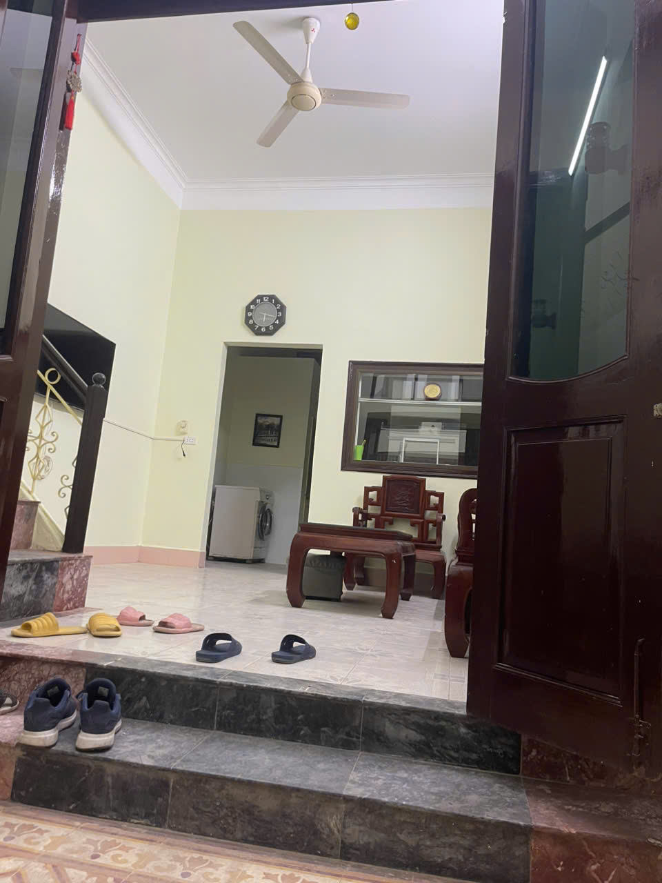 cho_thue_nha_ngo_318de_la_thanh (1)