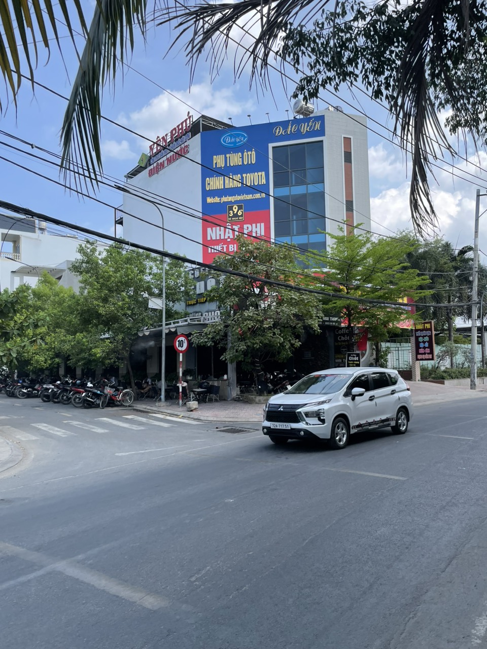 z5404401332058_1f4f0c3d4f0bc8184c2588e07941a871