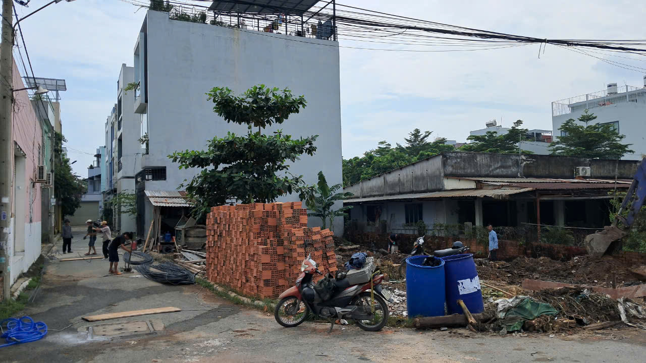 z5943851381533_5b355ea8ef3293745a81ed80194f1915