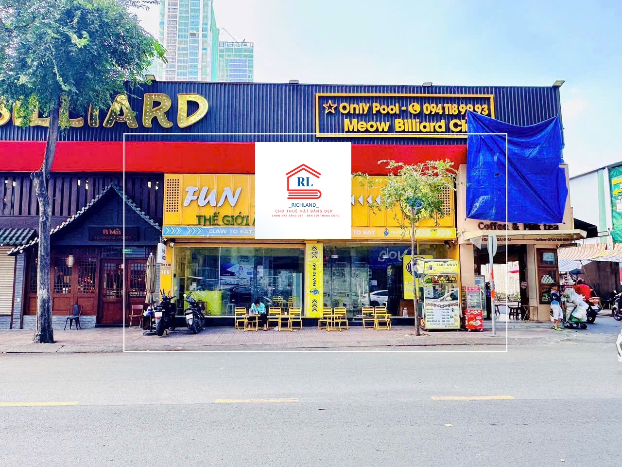 z6035633844371_ee88bc1ef095f15879bf668a1125eb8e