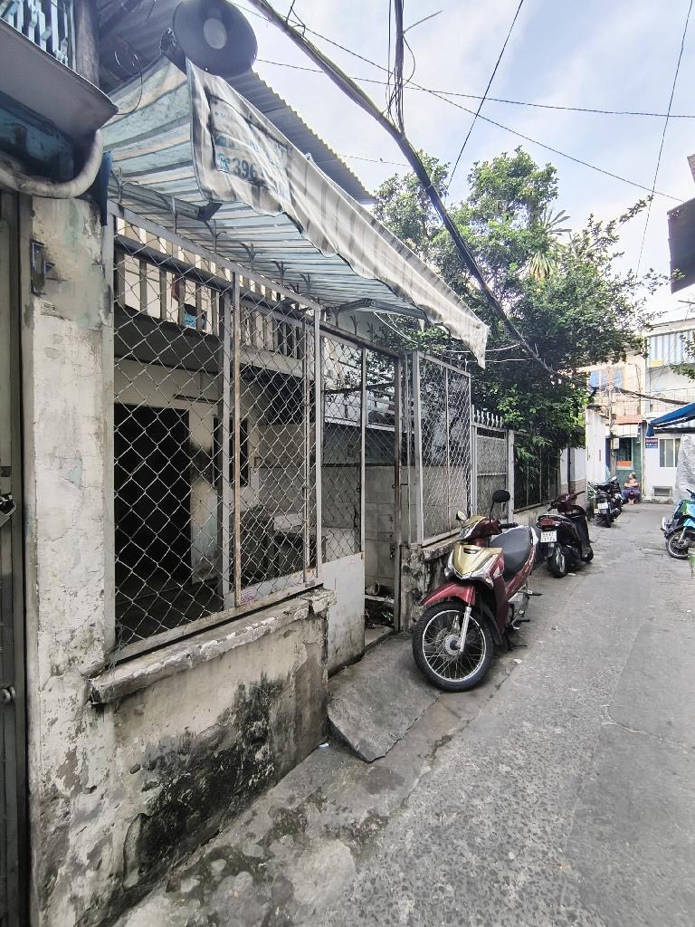 z6363182801824_e1463136233627bf59ced7504f410e99