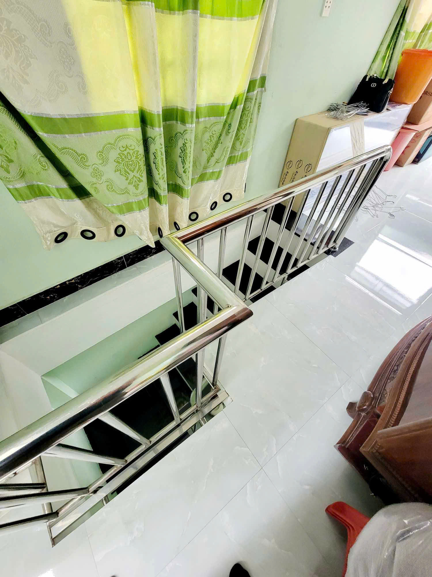 z6385001686466_19193c80ffbaec2137162f549cb38aae