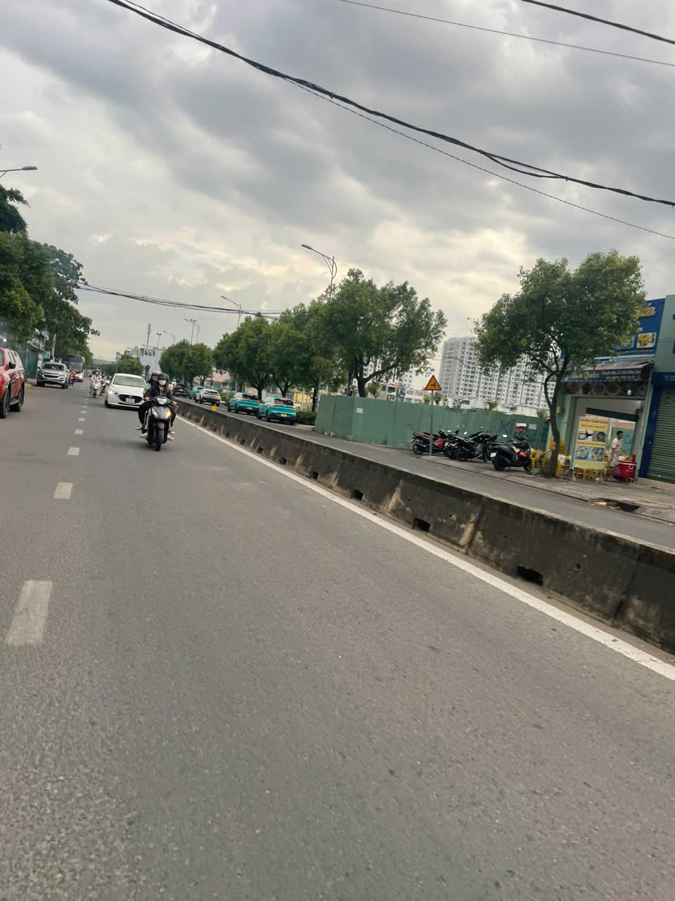 z6394307786390_086e2956fa6d5e7940171f39a1c3f1b4