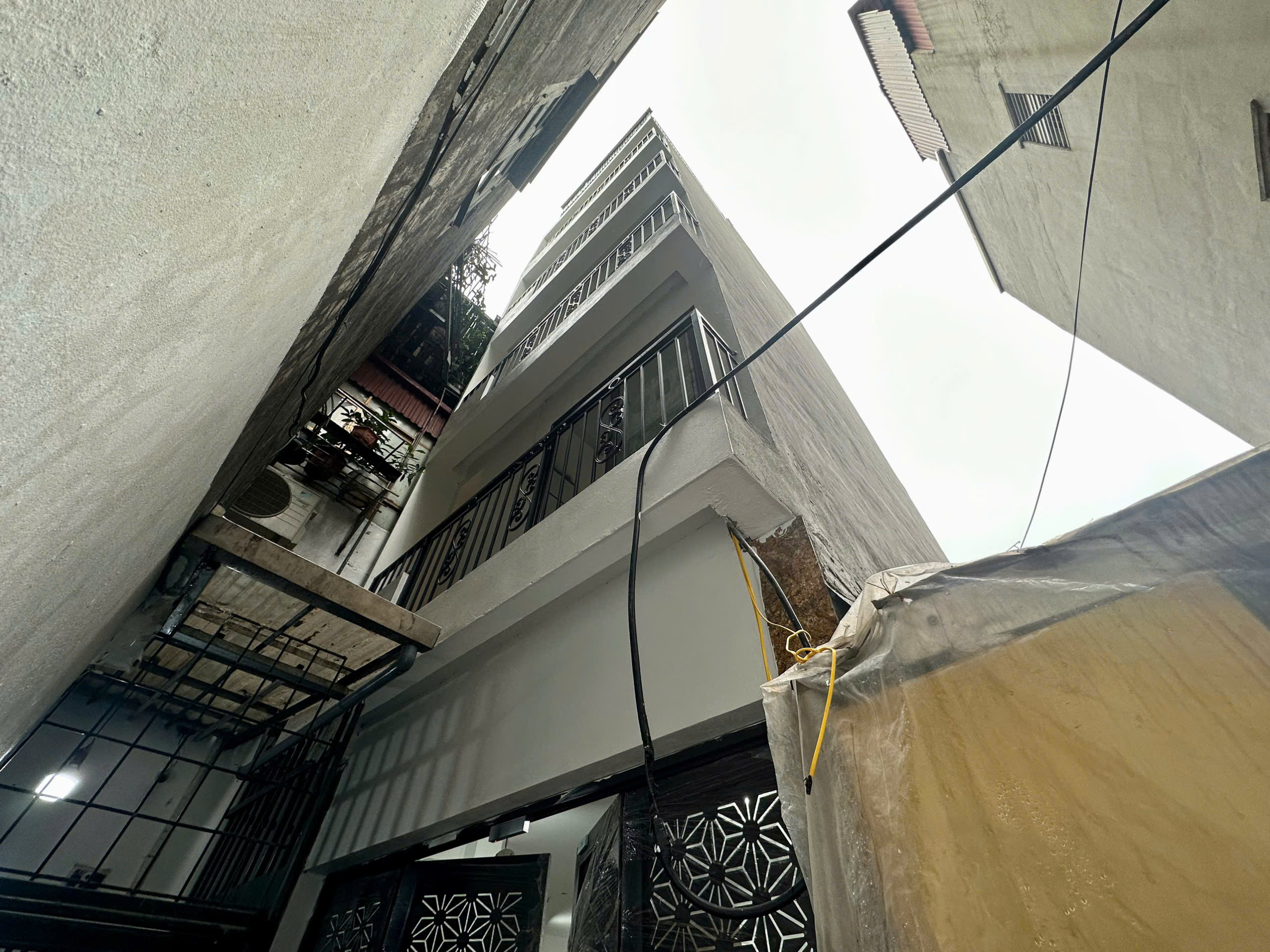 z6405595205677_7b9630a34613f3608c1586f17f46698c