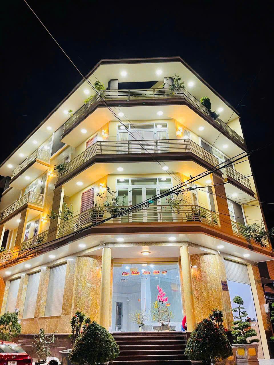 z6427349167121_07fb6739807e4c8a8e6e51457075cddf