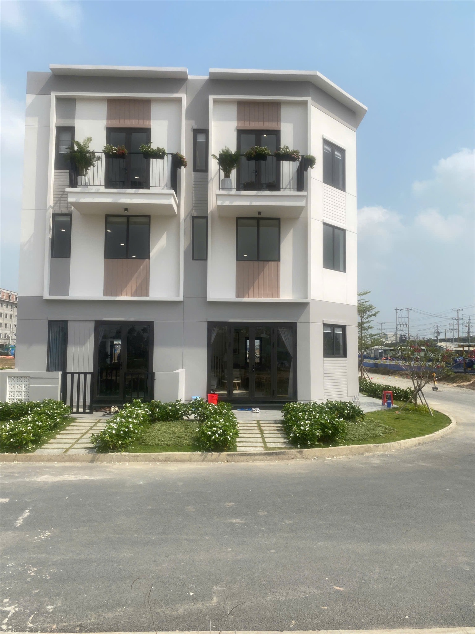 z6446444070886_bbc761e8026c07eda0f6a6cecb0e3a2f.jpg_bak_638794146017911704