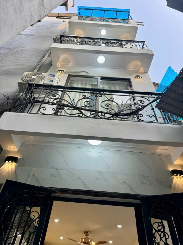 z6456429000452_cd49f59a5ab951cd9dbcb2d8da2e8836