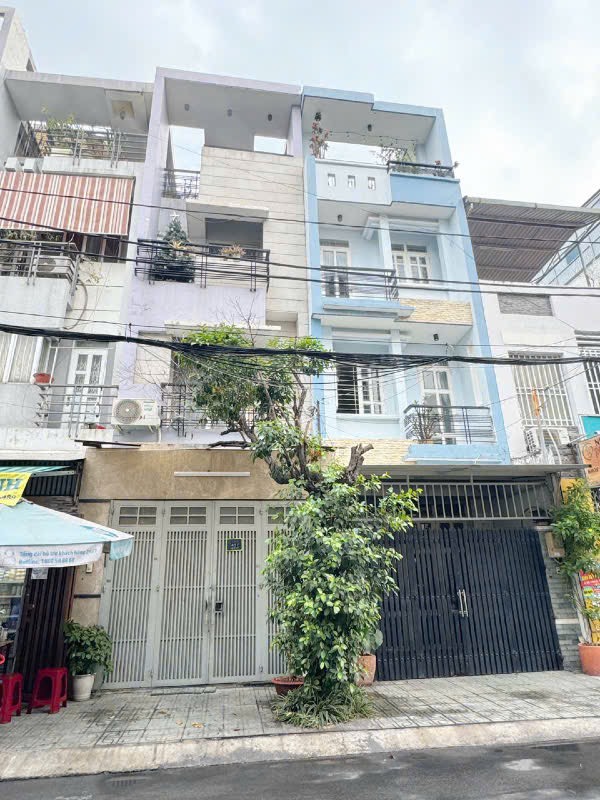 z6463256415746_0522d36644957afd4e6bcc33382eb225