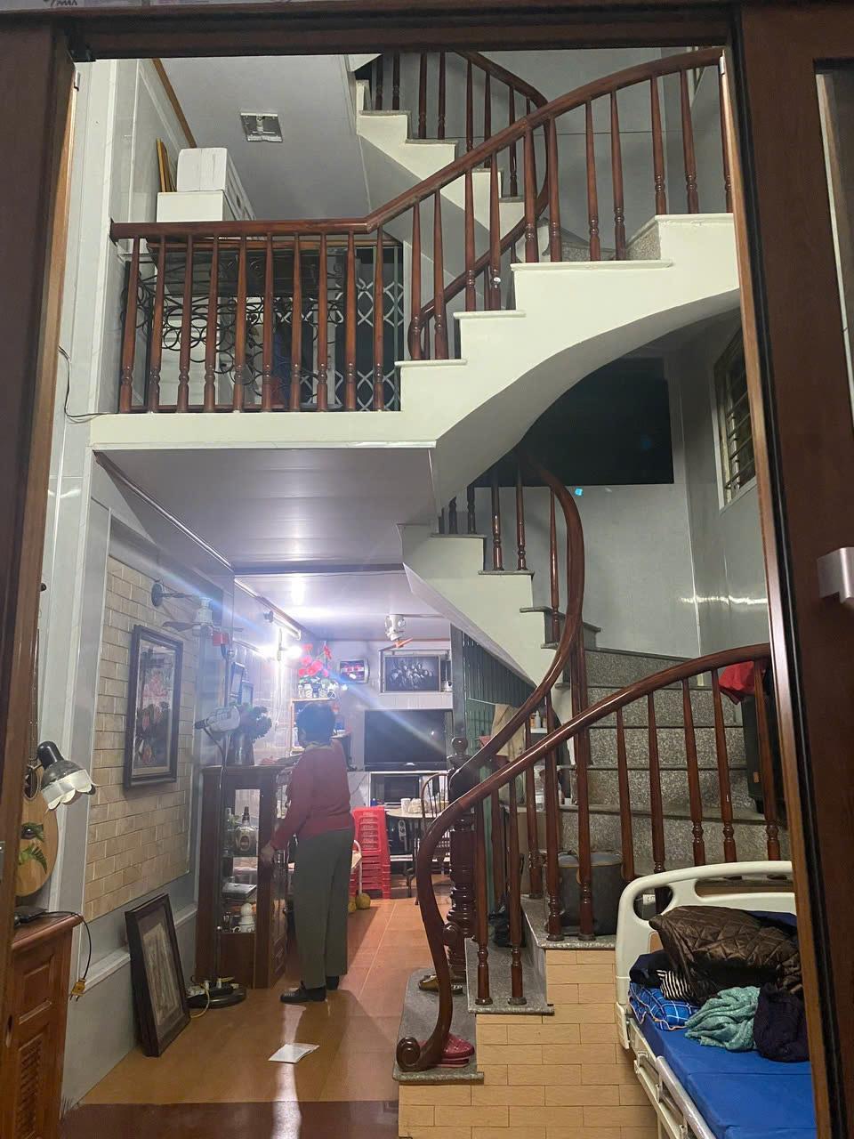 z6465125500095_54df7de069b96b904737287d629a76d1