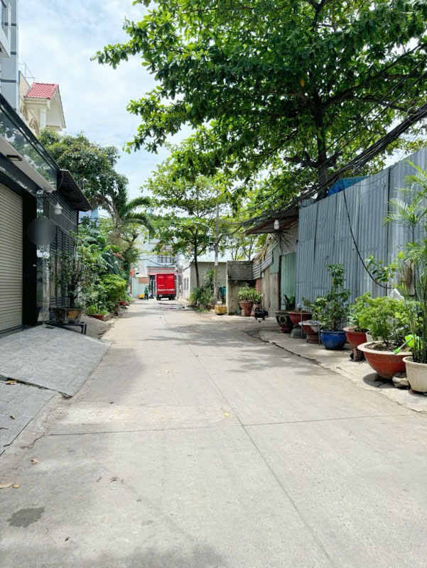 z6466014774909_6a8e72f7a714776f5eec2c79fefc2d6e