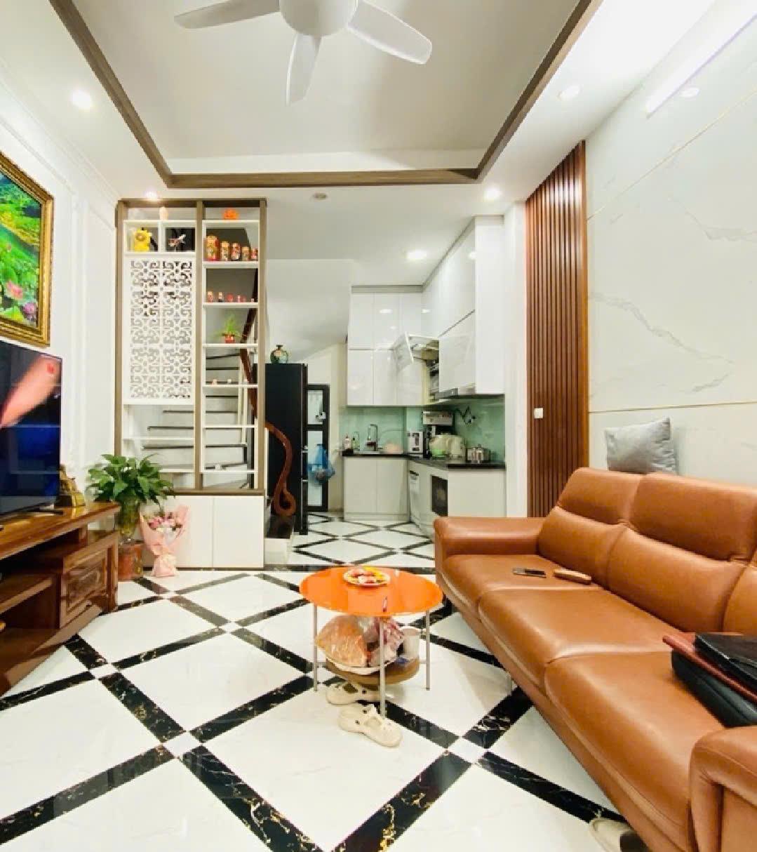 z6469763281636_eccdae4611522032a79d43cbbed0a665