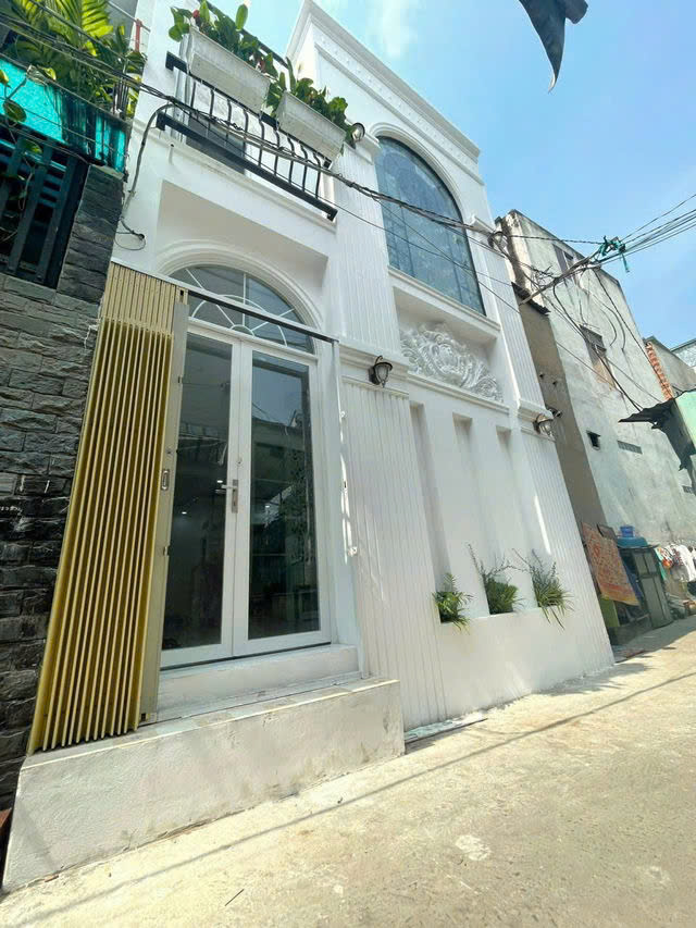 z6473218119241_ef511cd28bfb7f35395b1943965a56df