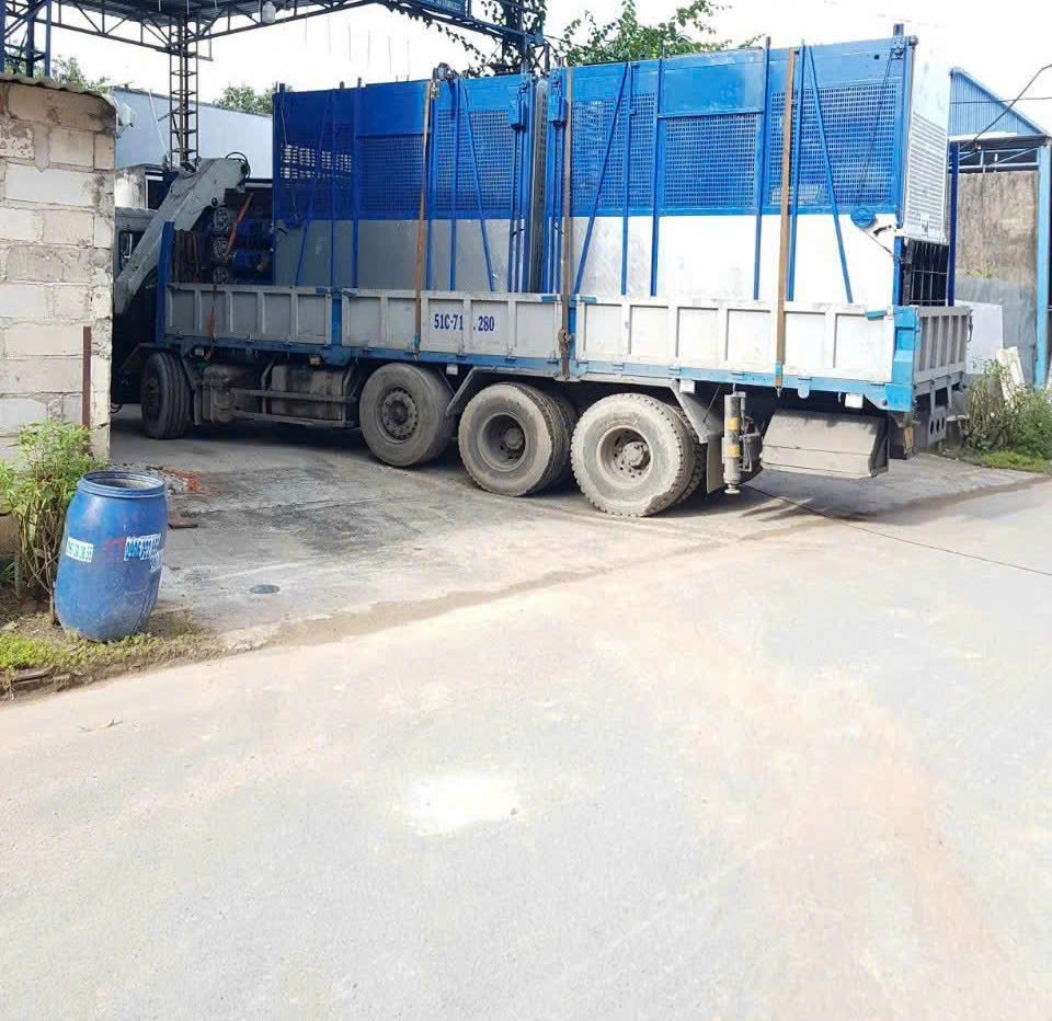 z6475300703087_1a379964bc0eaca9bfe2779fa5ddf246