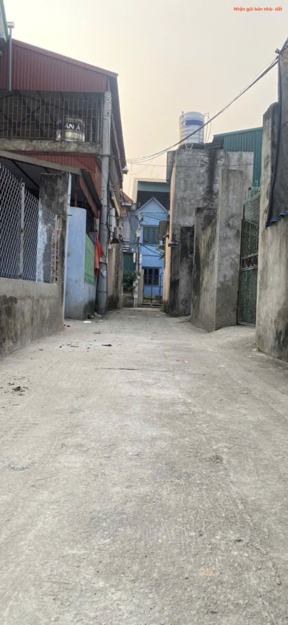 z6476902211944_6b542ef3f023eb687bac9765bf492a66