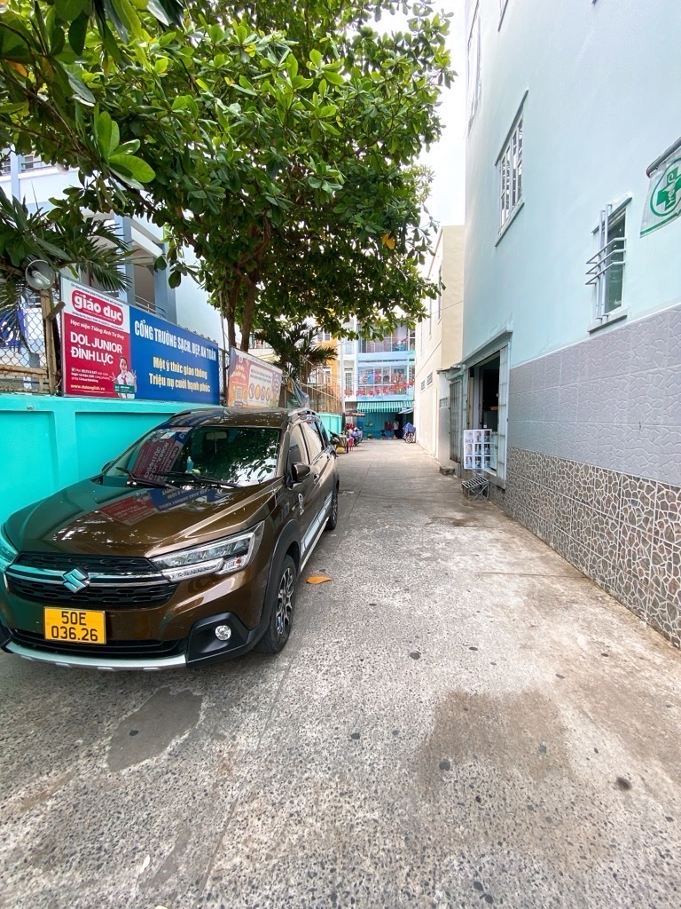 z6477949821177_256d4bf2b9924acba57d0030ec21ad48