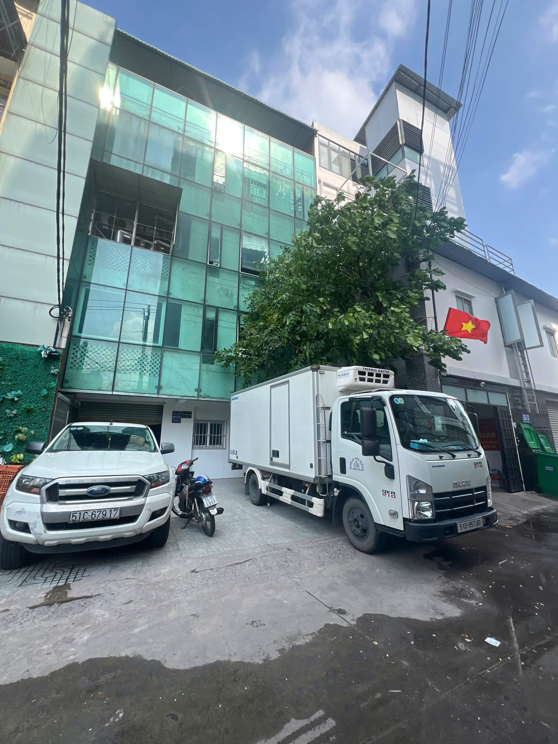 z6478104083548_fa007c0921eca2ff077fe91c44af0ce6