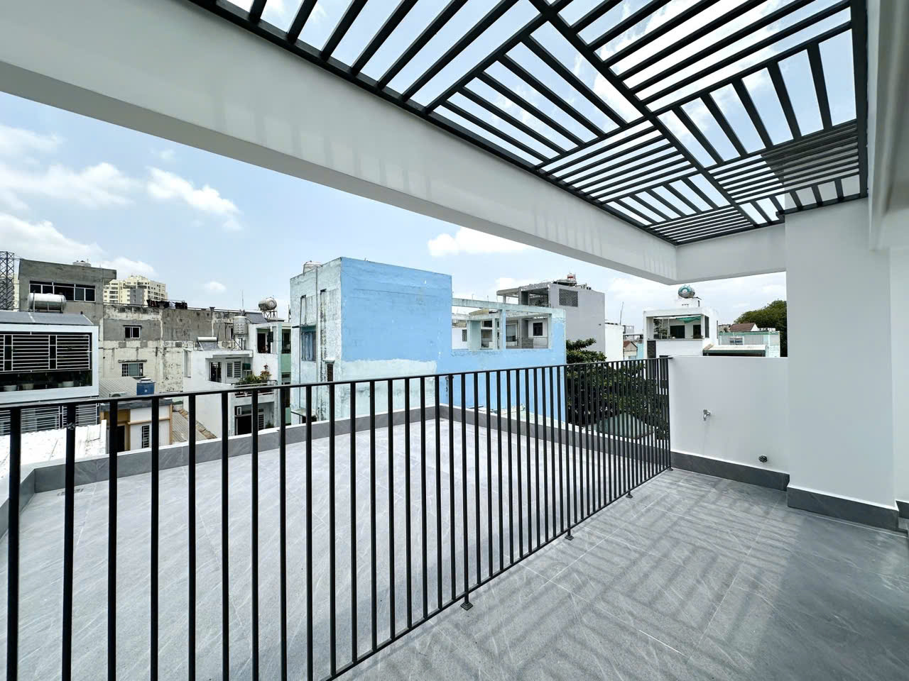 z6478175029948_dfd88d815a2b7ebe71de98b2df1af796