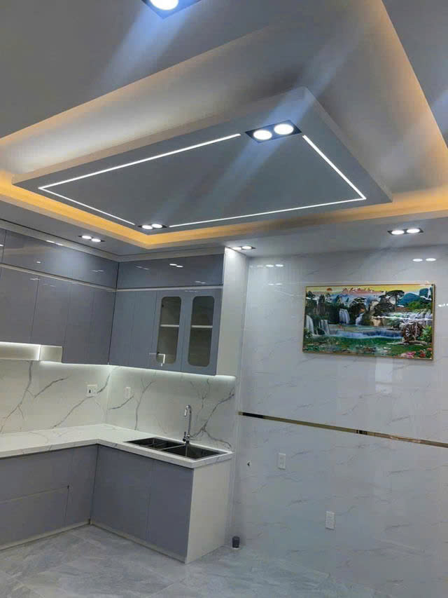 z6479066349045_6825d2a02a76b70937c1aa318aef244e