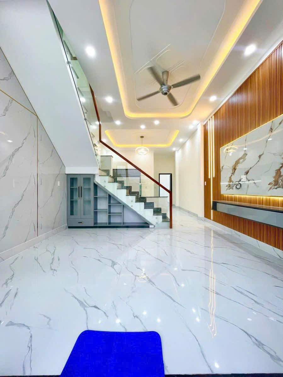 z6481616927049_ec4954c999e2b172b4a5b2107de9b852