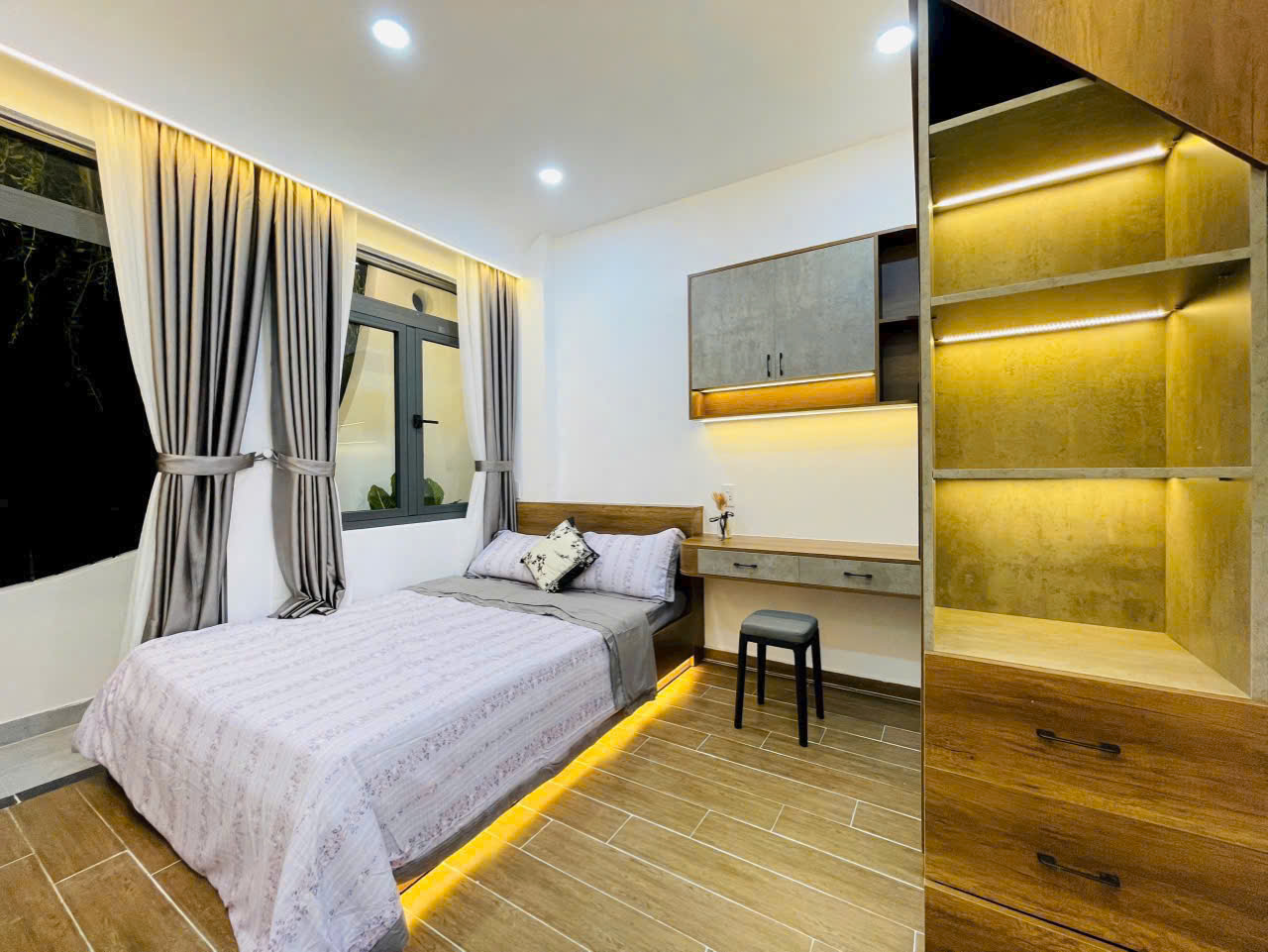 z6484627124909_e60d7f1267215110e089dcfb7888d366