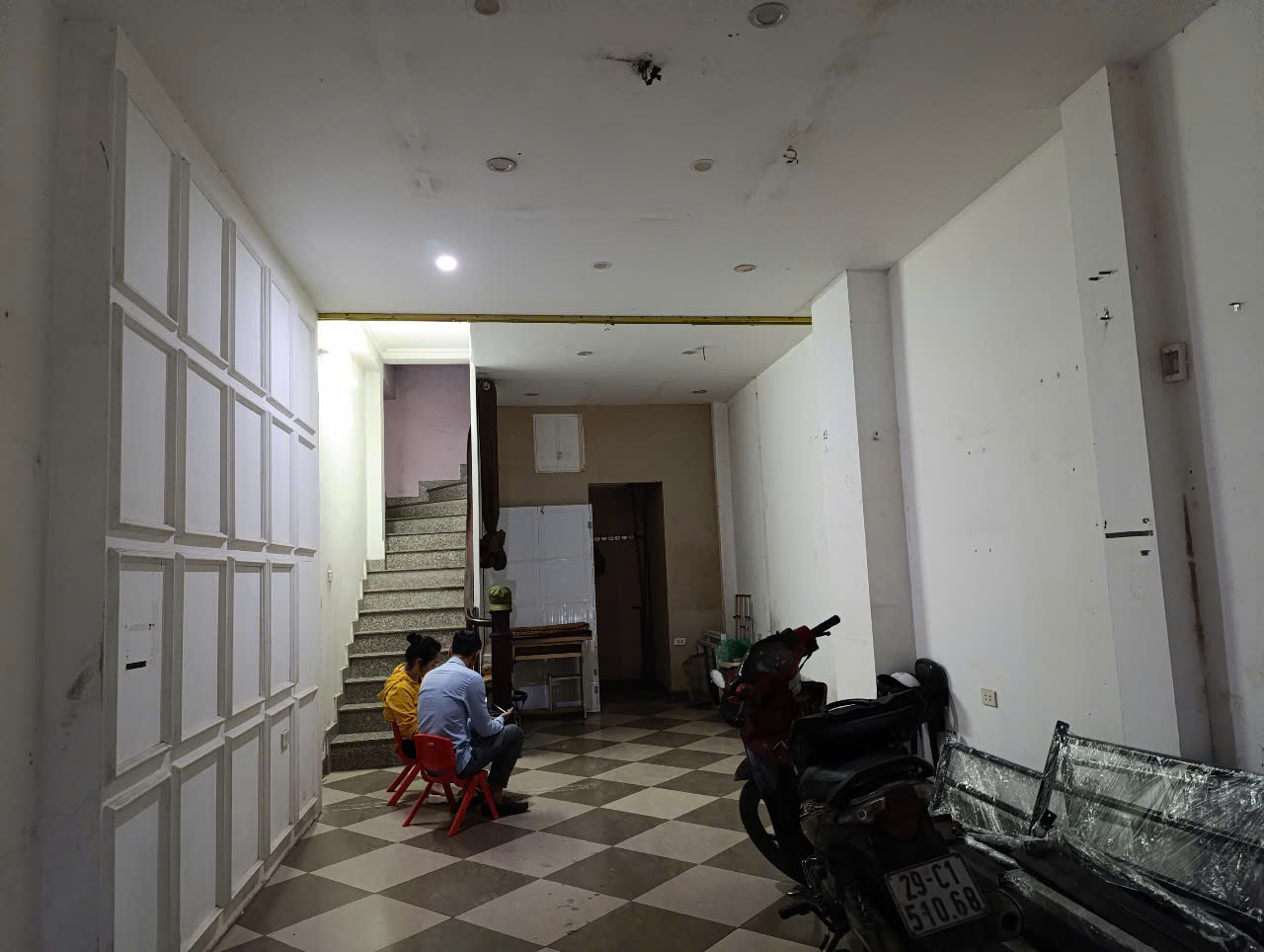 z6486724391009_37d75f224321df9d180fb08e3086daa1khtrung